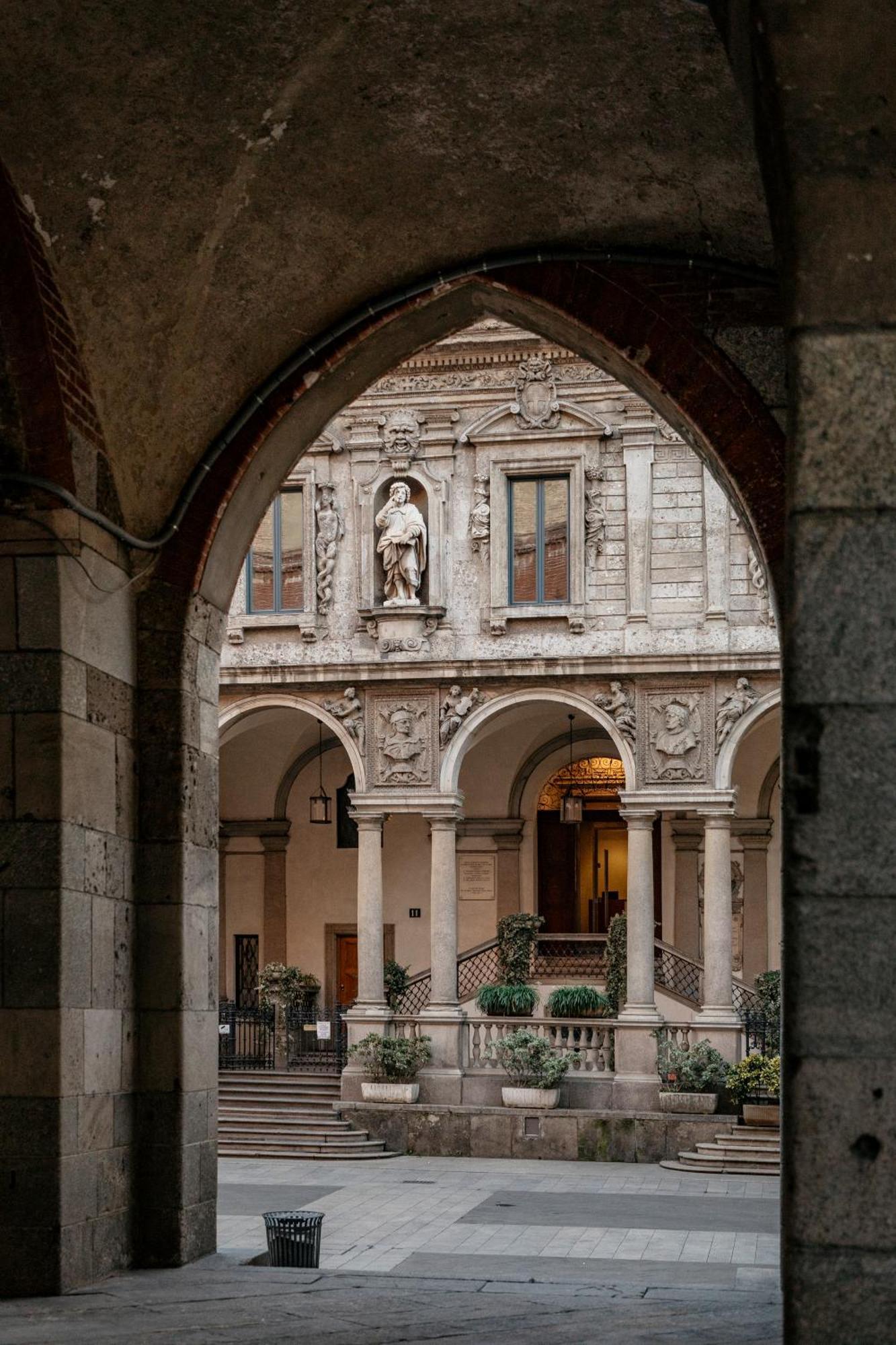 Palazzo Cordusio, A Gran Melia Hotel Milaan Buitenkant foto